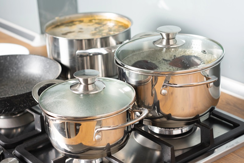 Küchenhelfer in der Küche