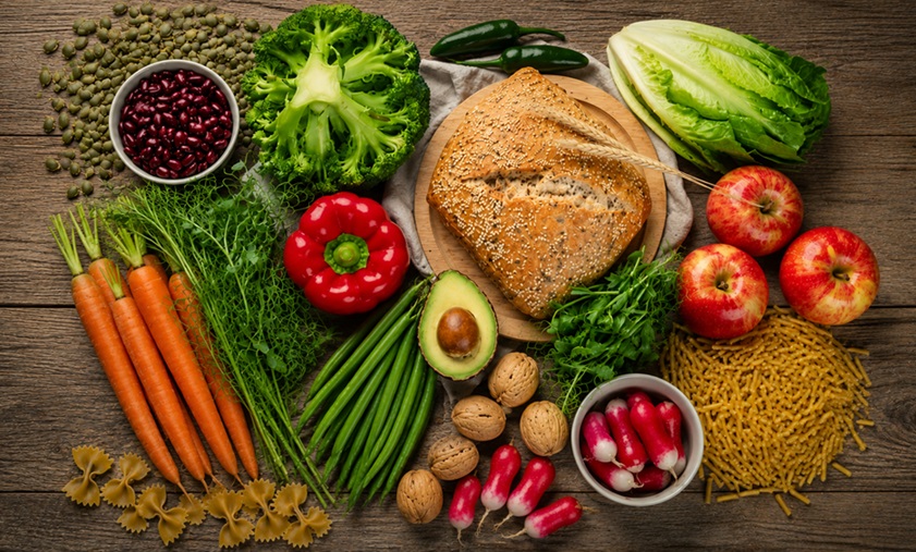 Ballaststoffreichen Lebensmittel Obst und Gemüse.