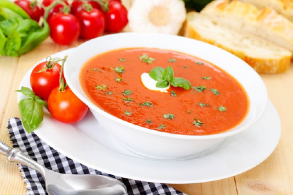 Köstliche Tomatensuppe einfach richtig lecker und einfach.