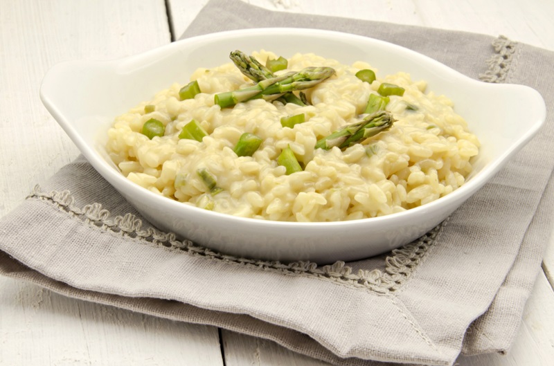 Risotto richtig kochen - Cremiges Spargelrisotto mit grünem Spargel.