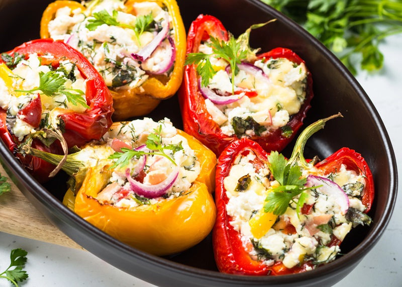 Sommergemüse - gefülte Paprika mit Feta aus der Heißluftfritteuse Rezept.